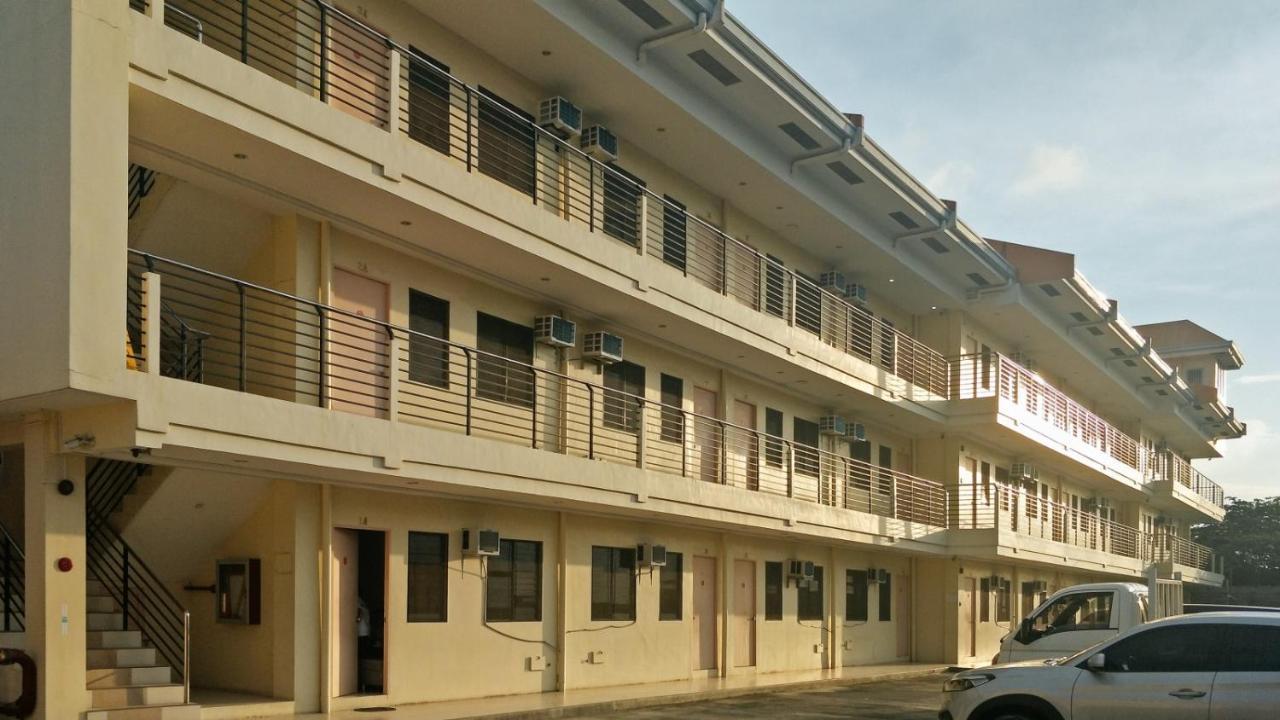 Reddoorz Plus Near Talisay Town Center Eksteriør bilde